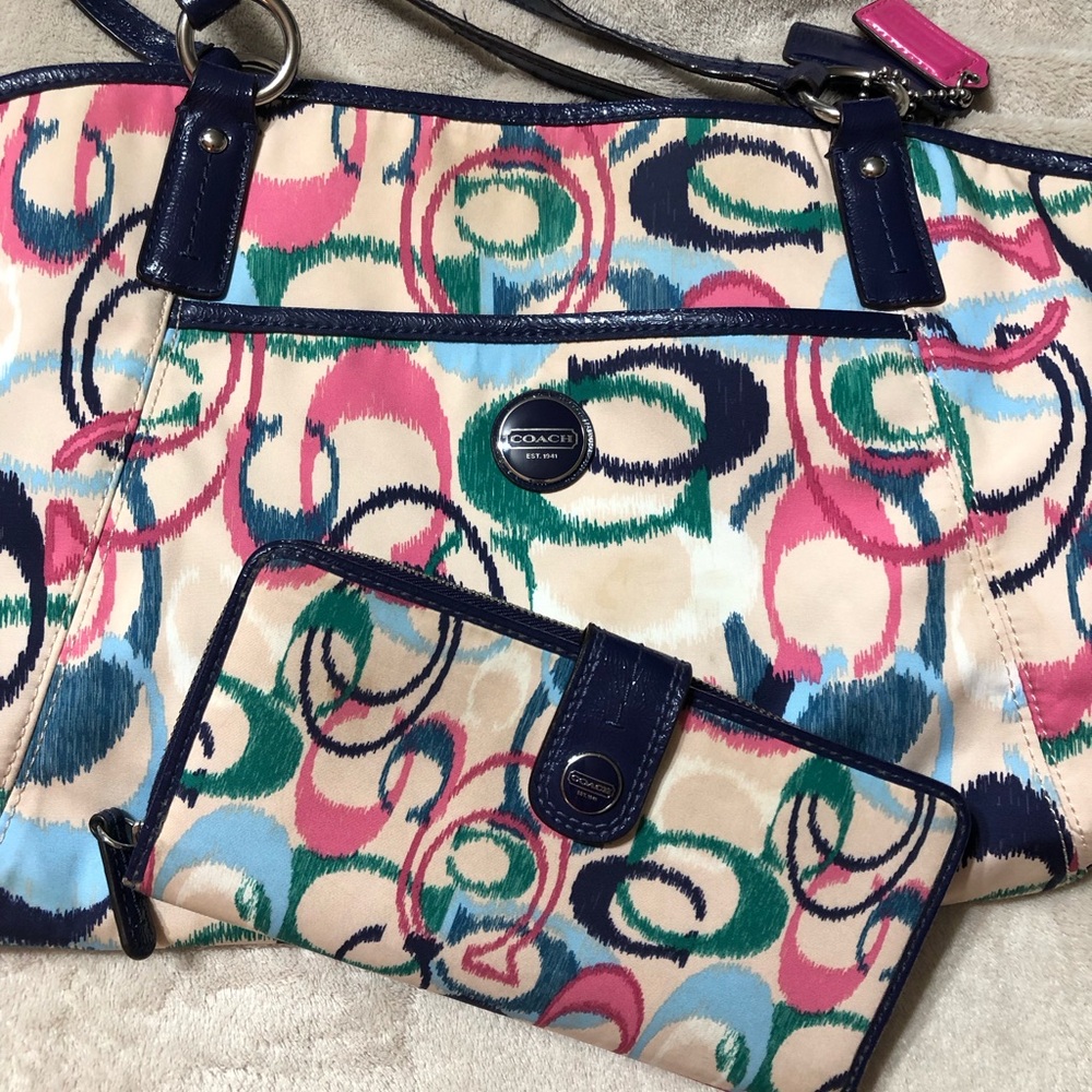 Coach Signature Logo “IKAT” Multicolor Purse w/Shoulder Strap Wallet included